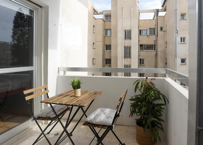 Palmove Makenzy Charming 1bed Apartment *
