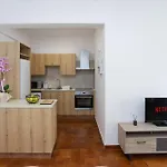Palmove Makenzy Charming 1bed لارنكا